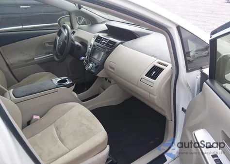 2013 Toyota Prius V Two из США, поврежденный, VIN JTDZN3EU9D3260939